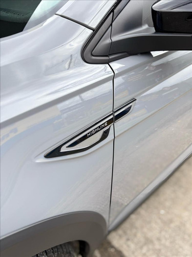 Volkswagen Nivus 1.0 200tsi Total Flex Highline Automático