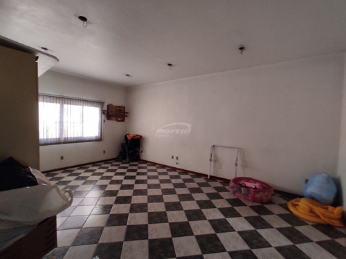 Imagem 3 de 15 de Imóvel Residencial Comercial -com 150m² Anexo Um Galpão De Aproximadamente 250m² Com Dois Pavimentos, Com Instalação Elétrica E Hidráulica Adequadas Para Indústria Têxtil Ou Qualquer Outro Tipo De