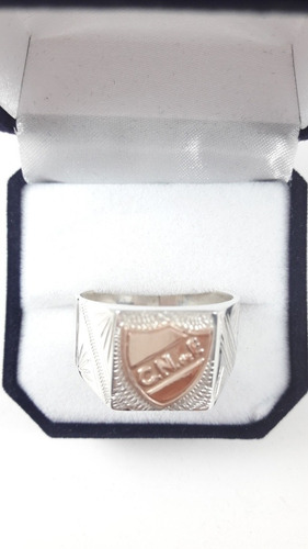 Imagen 3 de 4 de Anillo Nacional Hombre Plata Y Logo En Oro