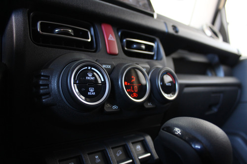 Suzuki Jimny 1.5 Glx At 5P