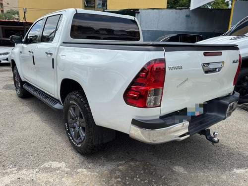 Toyota Hilux 2022 4.0