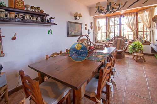Casa A Pasos Del Mar, Maldonado, Playa Mansa, Zona Comercial, Ideal Todo El Año- Ref: 6171