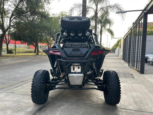 Polaris Rzr