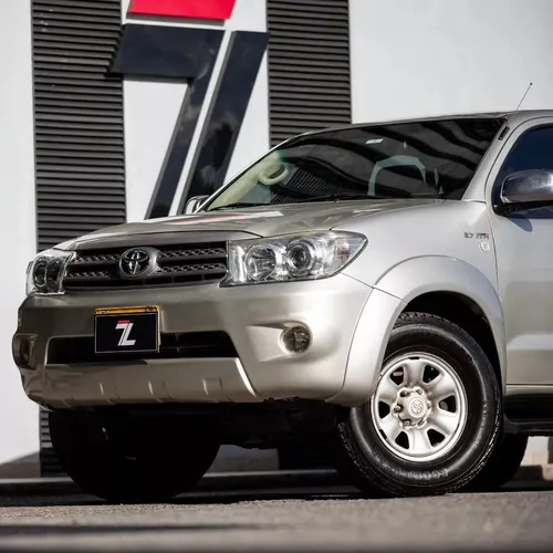 Toyota Fortuner 2.7