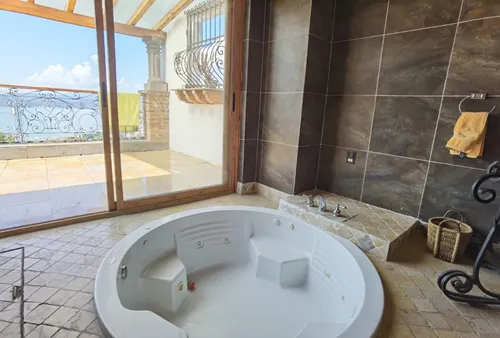 Casa En Venta Con Excelente Vista Al Lago