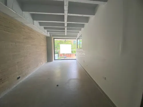Bodega En Arriendo En San Lucas. Cod A776205