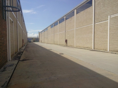 Imagen 2 de 3 de Galpon En Venta En C.c. Virginia Burley San Diego Cod: Fog-044