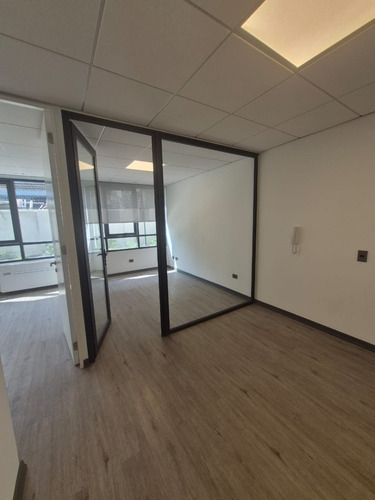 (adm) Arrienda Tu Oficina En Providencia Con 1 Mes Gratis
