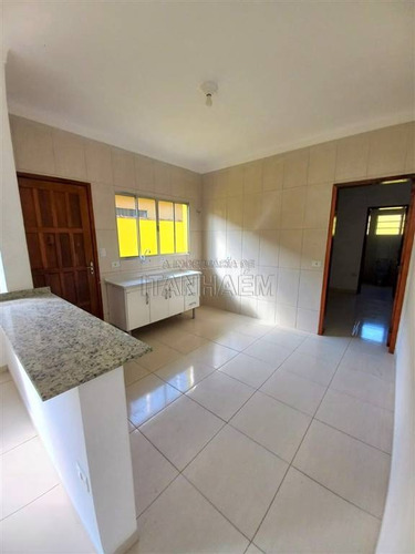Imagem 12 de 30 de Casa Com Piscina - Ivo51
