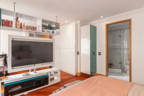Apartamento En Venta En Chicó Navarra. Cod V16129