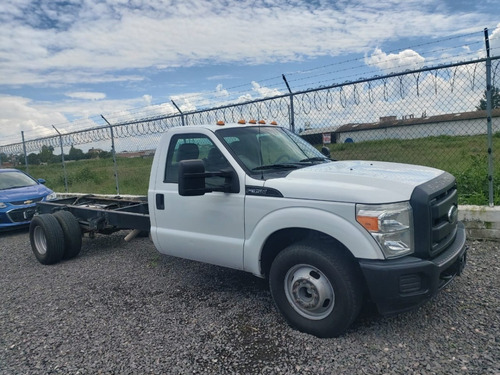 Imagen 13 de 13 de Ford F-350 2016