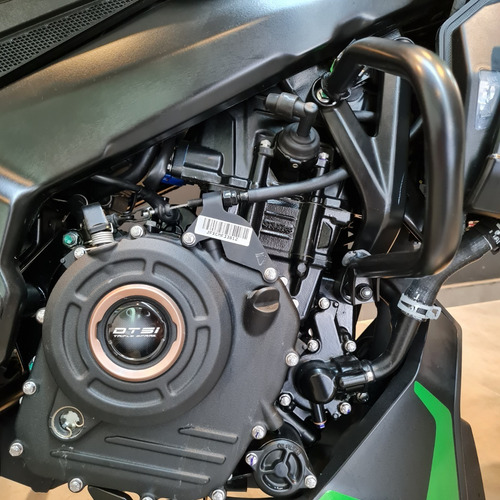 Imagen 9 de 22 de Bajaj Dominar 400 Ug - Ahora 12 Ó 18 - Retira Ya - Jp Motos