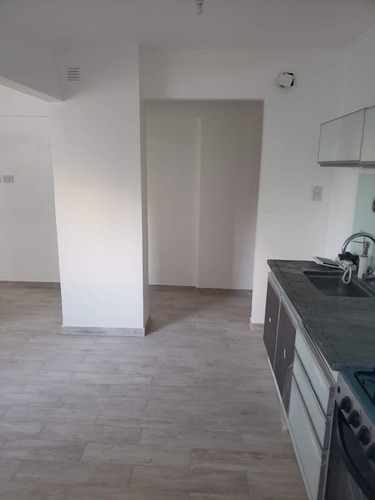 Imagen 5 de 11 de Departamento En Venta De 1 Dormitorio En La Plata