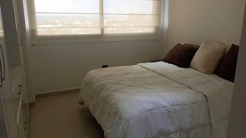 Imagen 20 de 30 de Apartamento En Arivana Plaza