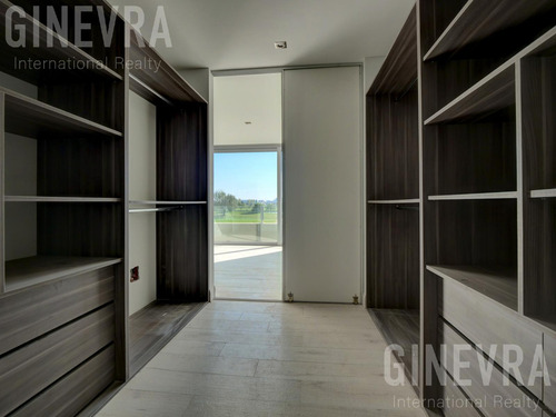 Casa En Venta A Estrenar En Nordelta, El Golf