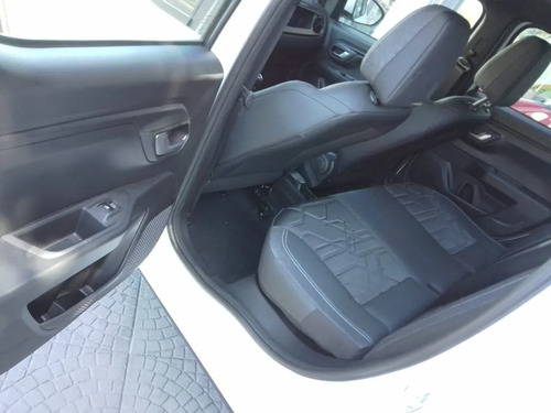 Imagen 2 de 18 de Fiat Strada Volcano 1.3 8v Cd Financiado 0km Año 2023 X-