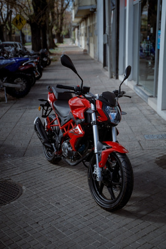 Imagen 4 de 18 de Benelli Tnt150i Inyección - Financiación Al 100% - Bike Up