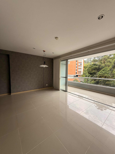 Venta Hermoso Apartamento Loma Las Brujas Muga,