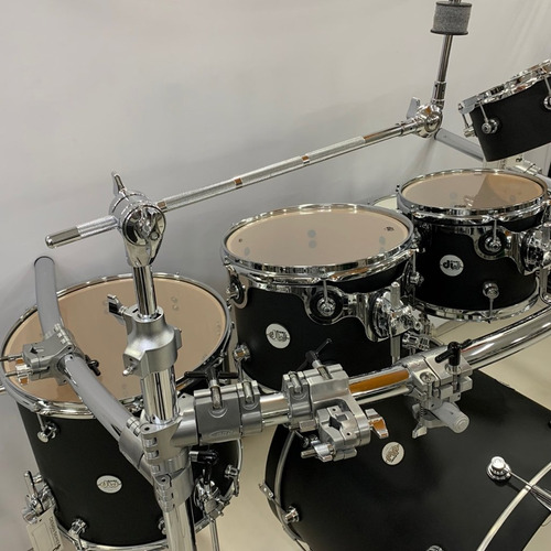 Bateria Dw Design Series Satin Black Ddlm2215bl