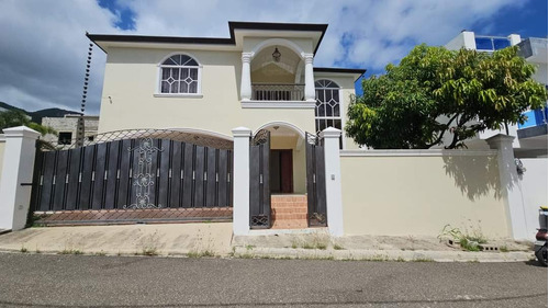 Casa En Venta En Puerto Plata 