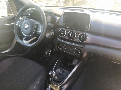 Fiat Cronos 1.8 Precision My21