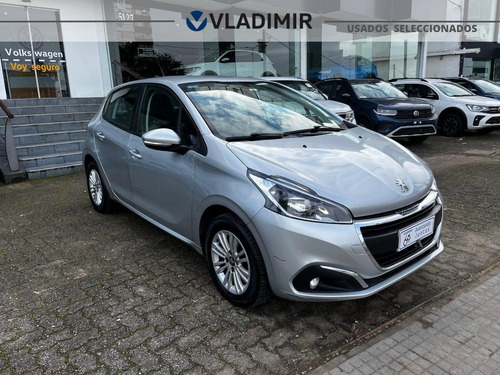 Peugeot 208 Allure 1.6 Vti