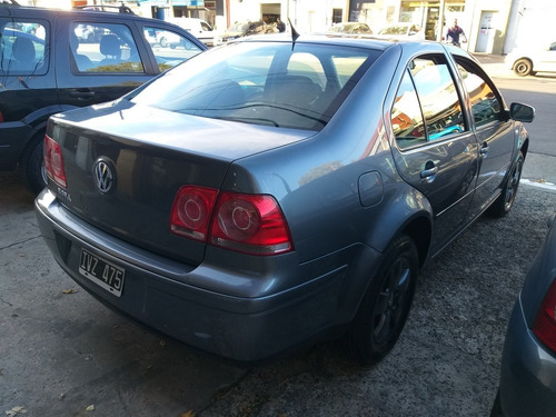 Volkswagen Bora 2.0 Trendline 115cv 2010