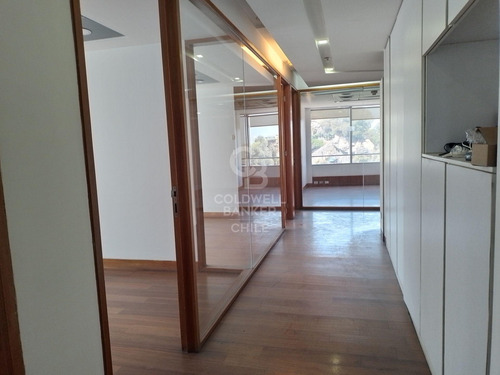 Oficina, Metro Santa Lucía