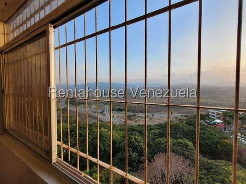 Estefani Salon Vende Apartamento Duplex En Nueva Segovia-lara-25-17768