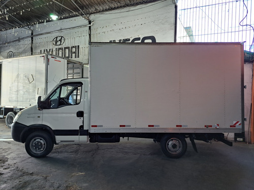 Iveco Daily 35s14 Bau Ano 17 Unico Dono Novissima