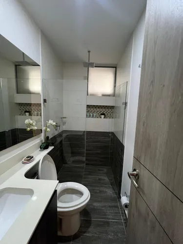 Apartamento En Venta En Loma Los Mesa. Cod V11184