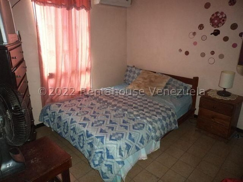 Imagen 23 de 30 de Casa En Venta En Las Mercedes Cabudare Amplio Patio Para Recreación Y Ampliaciones Gabriela. C #23-13660