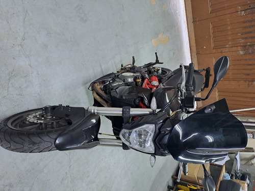 Imagen 3 de 8 de Benelli Tnt 300