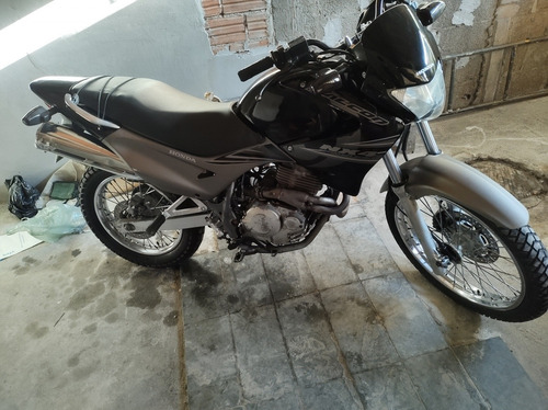Imagem 2 de 2 de Honda Falcon Nx4