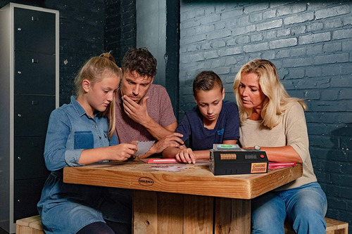 Imagen 2 de 9 de Juego De Mesa Sala Escape Room The Game 2 Español Ingenio