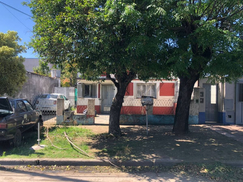 Casa A Reciclar O Espectacular Lote Zona Parque De Lomas