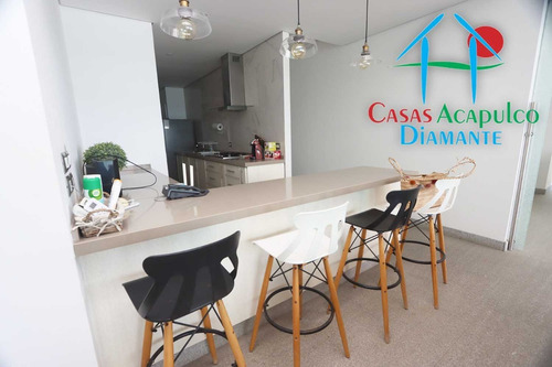 Imagen 14 de 30 de Cad Ocean Front 803. Terraza Con Vista Frontal Al Mar