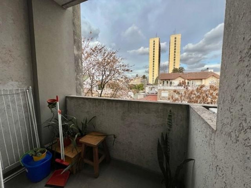 Imagen 4 de 9 de Departamento De Dos Ambientes Al Frente! - Saavedra