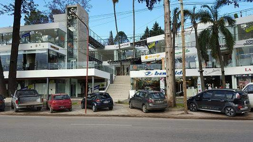 Imagen 1 de 2 de Local Venta Villa Allende Golf Complejo Atrio