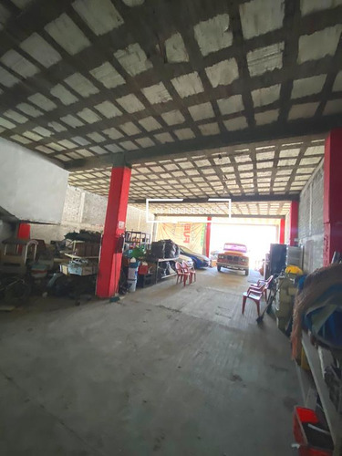 Ubicada Bodega En Renta (salida A Quiroga)