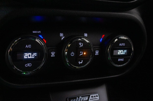 Imagem 15 de 15 de Fiat Toro 2.0 16v Turbo Diesel Ultra 4wd At9