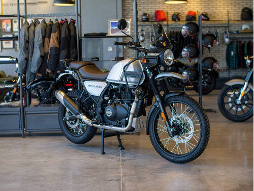 Imagen 2 de 25 de Royal Enfield Himalayan Mirage Silver