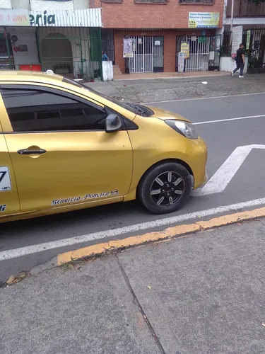 Taxi
