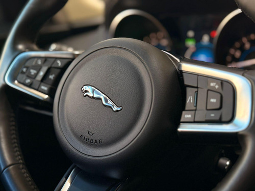 Jaguar F-PACE 2.0 16V INGENIUM PRESTIGE AWD 4P AUTOMÁTICO