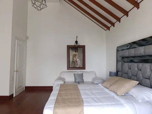 Casa En Arriendo, El Poblado