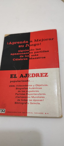 El Ajedrez Está De Moda/josé A. Gómez Urquiza/martín Piazza (Usado)