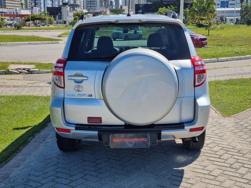 Toyota RAV4 2.4 4x2 16V 170cv Aut.