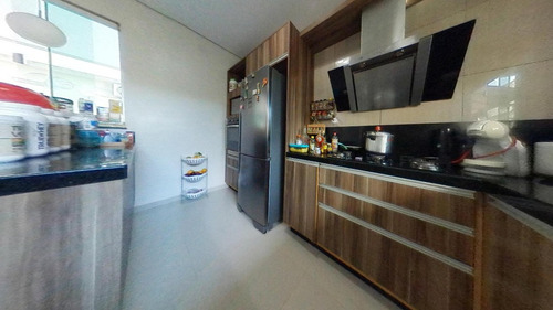 Imagem 8 de 14 de Linda Casa Em Condomínio Para Financiamento Com 03 Quartos