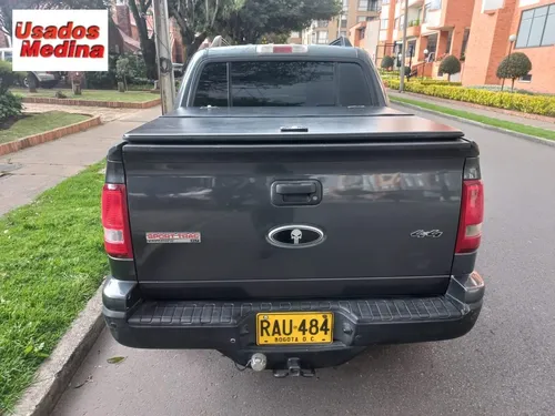 Ford Sport Trac Xlt