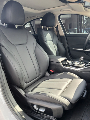 BMW Serie 3 3.0 330i Sedan Sport 252cv